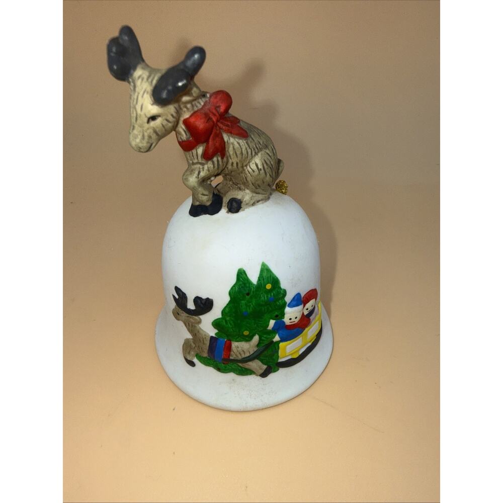 Vintage 1989 Reindeer Christmas Dinner Hand Bell Festive Collectible Grannycore